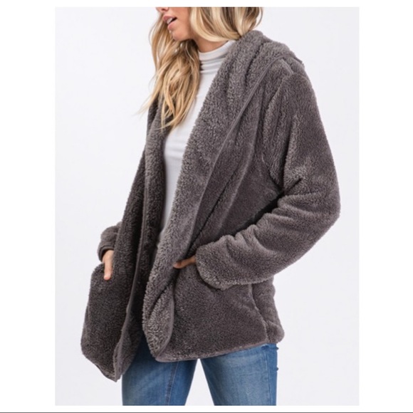 ✨LAST ONE ✨Charcoal grey soft Sherpa hooded jacket - Picture 3 of 5
